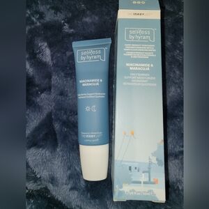Selfless by hyram moisturizer